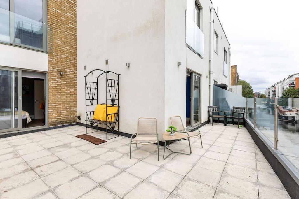 New Nottinghill Balcony Canal * Londres